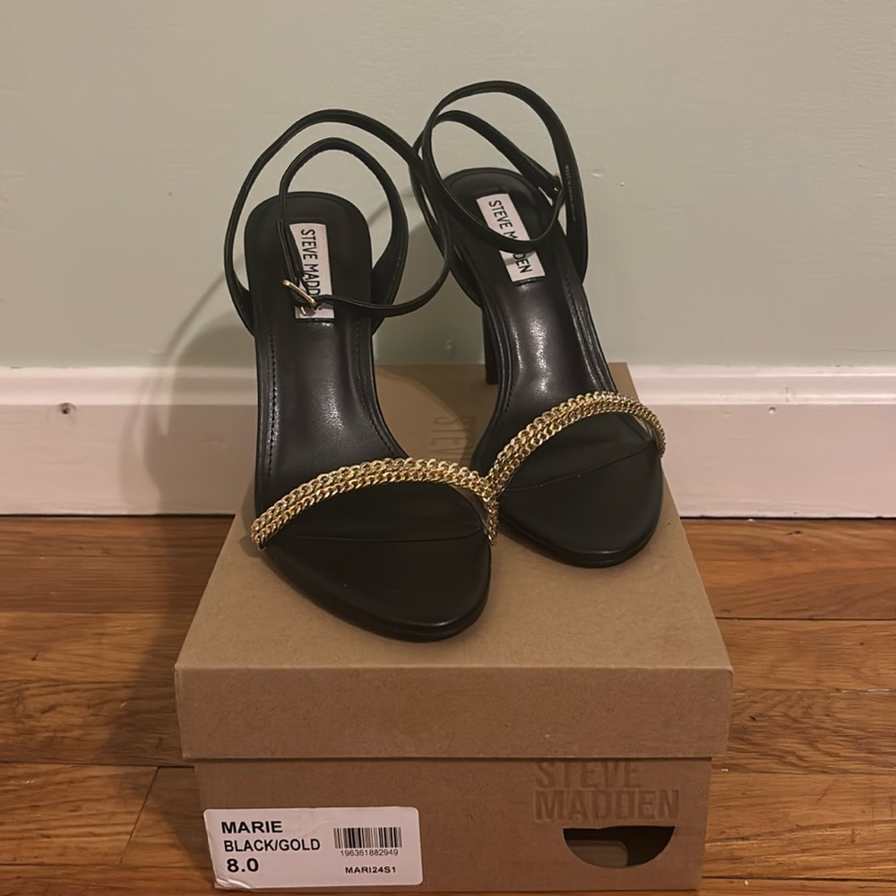 Marie Black/Gold Heels